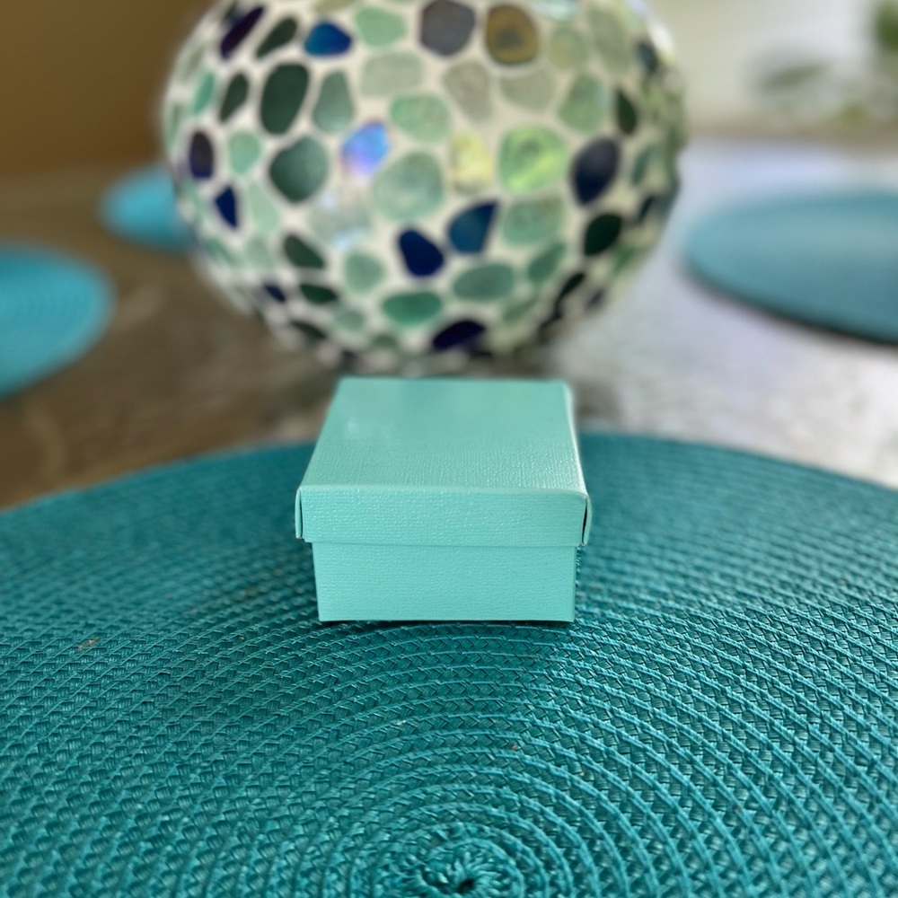60Tiffany style favor boxes 2 1/2 in x 1 1/2 in  20 pre made 40 to put together!